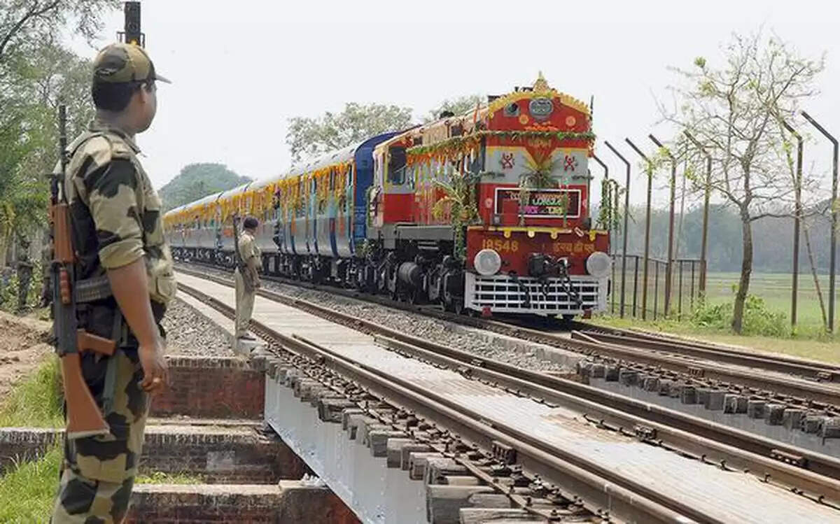 india bangladesh train service