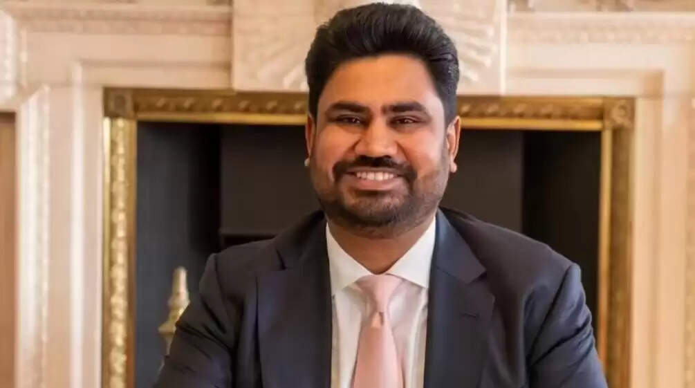 மார்ட்டின் சார்லஸ்