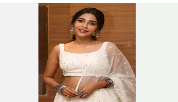 சஞ்சனா நடராஜன்