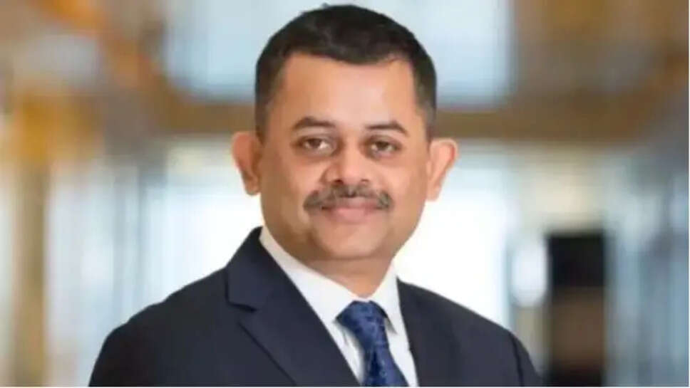 உலக வங்கி இந்தியாவின் நிர்வாக இயக்குநர் நீல்கந்த் மிஸ்ரா