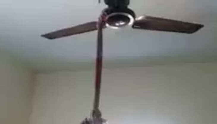 சேலையில் தூக்கிட்டு தற்கொலை