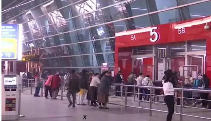 &nbsp;பயணிகள் கடும் அவதி... மோசமான வானிலை ... 350 விமானங்கள் தாமதம்!