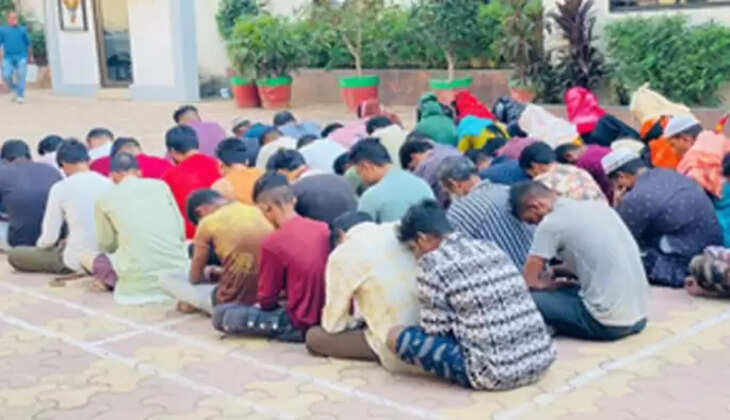 வங்கதேசத்தினர் கைது