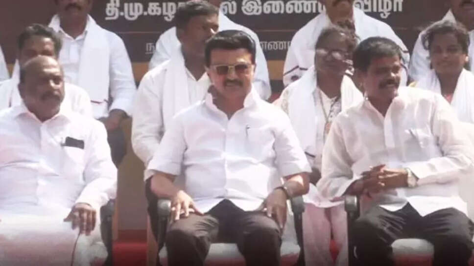 செல்வகுமார்