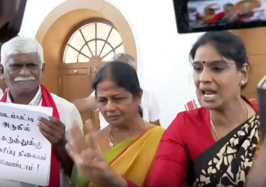 கோவை மாநகராட்சி கவுன்சிலர்