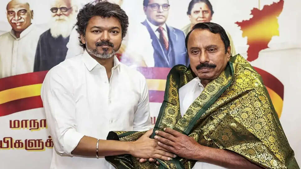 செங்கோட்டையன் விஜய்