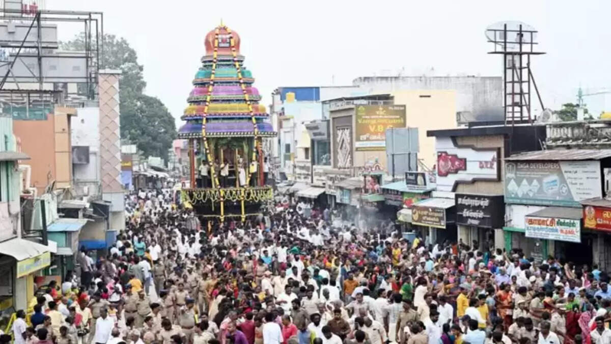 திருவண்ணாமலை பராசக்தி அம்மன் தேர் 