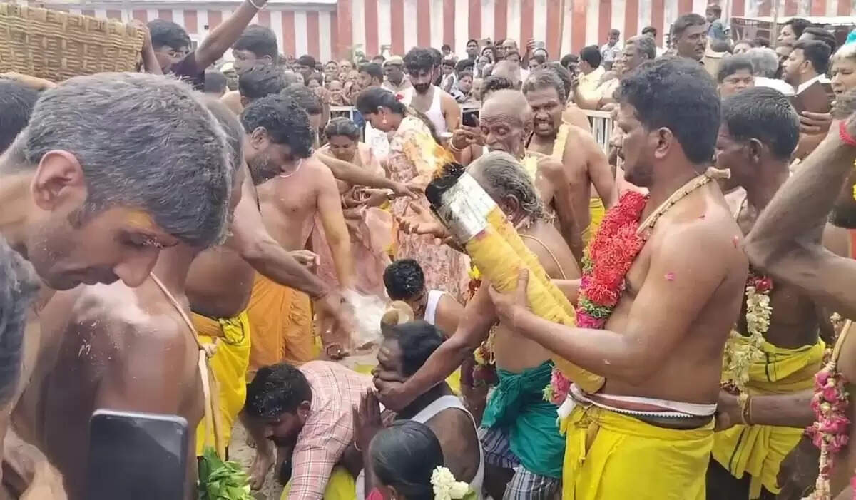 கரூர் ஸ்ரீ மகாலட்சுமி கோயில் தேங்காய்