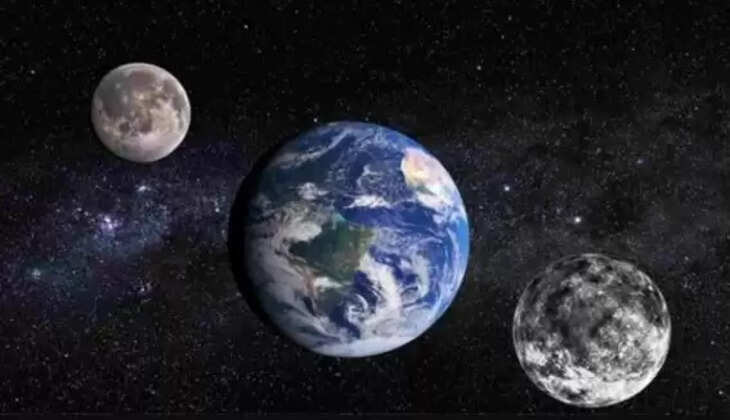 பூமி, நிலா