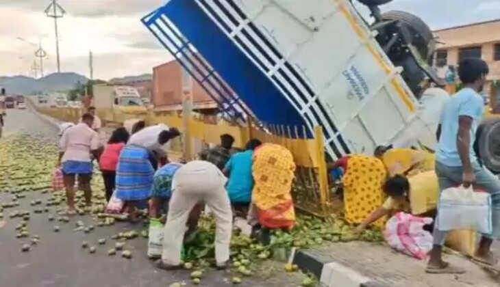 தேசிய நெடுஞ்சாலையில் சரிந்த மாங்காய் லாரி...பெண்  துடிதுடித்து பலி!  
