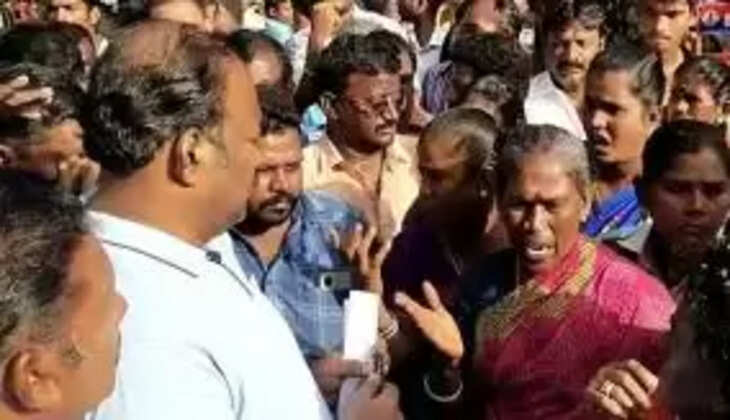 தூய்மை பணியாளர்கள்