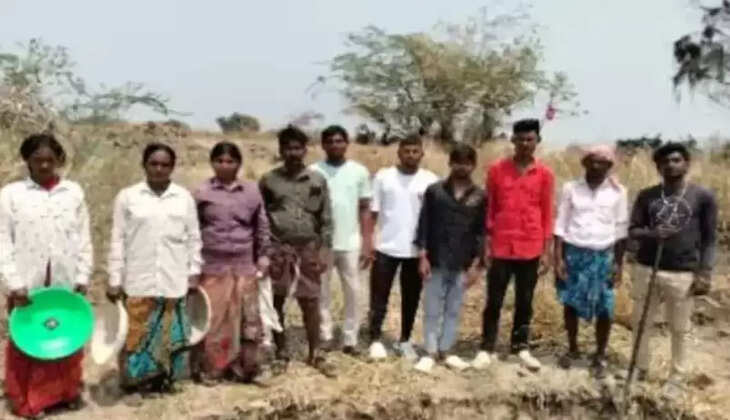 பெண்களைப் போல சேலை அணிந்து 100 நாள் வேலை திட்டத்தில் ரூ.3 லட்சம் மோசடி