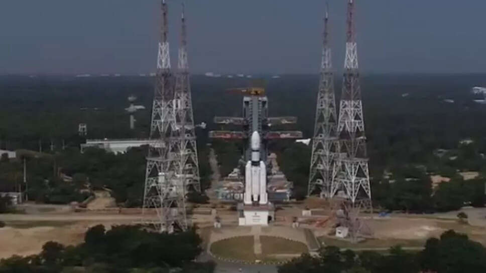 அமெரிக்க செயற்கைக்கோள் இஸ்ரோ