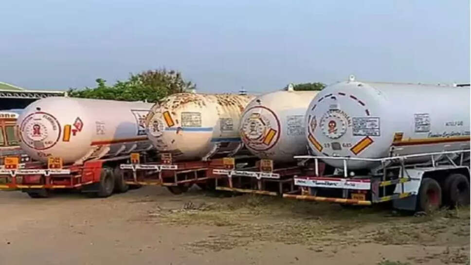 எல்பிஜி கேஸ் டேங்கர் லாரி