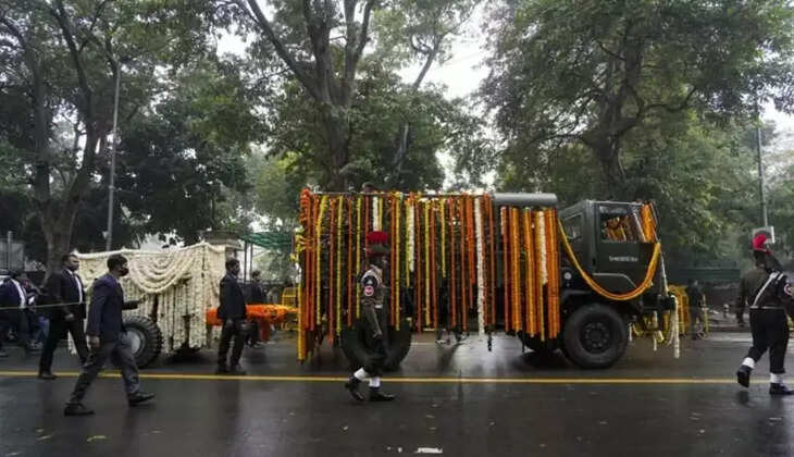 மன்மோகன்