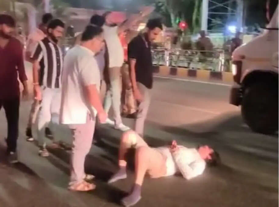 இளைஞர்கள்