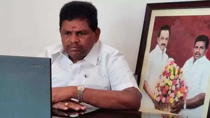 அனிதா ராதாகிருஷ்ணன்