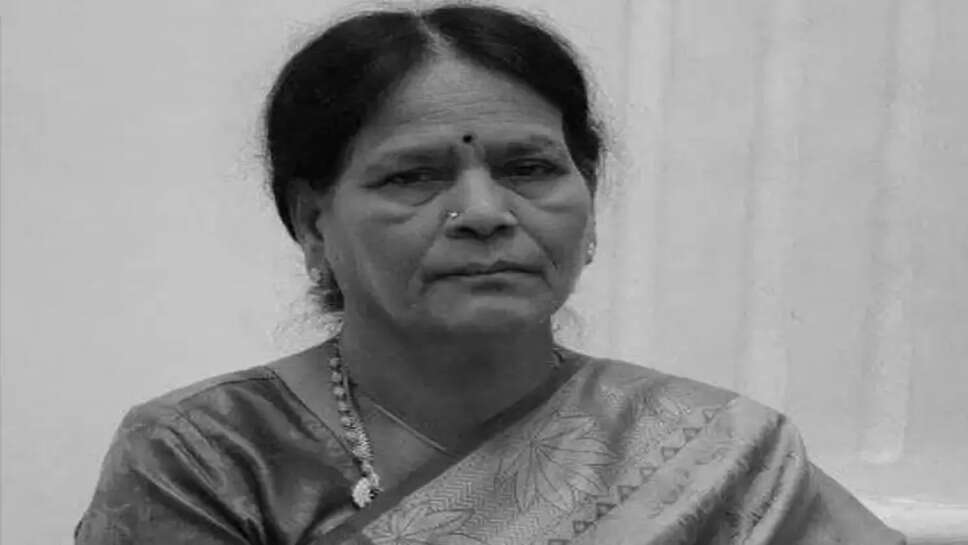 அம்சவேணி பிரேமலதா தாயார்