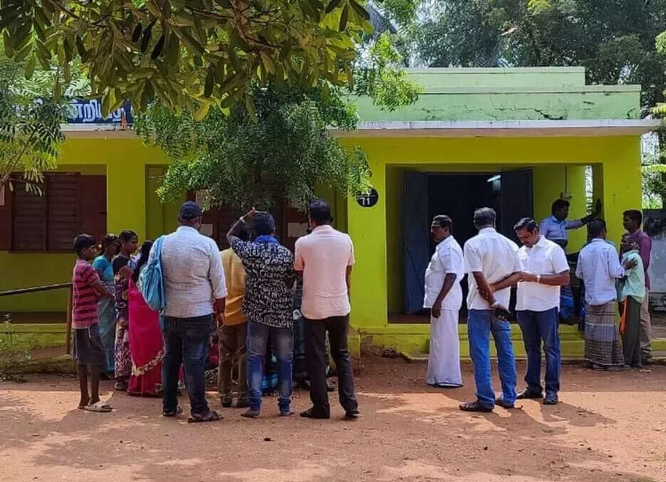 சாதிய வன்கொடுமை