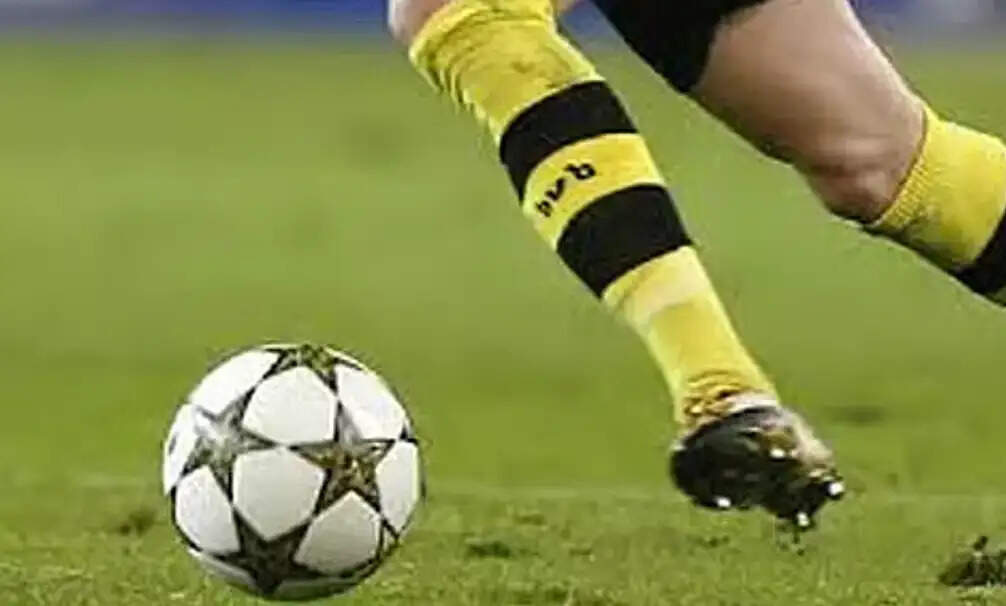 கால்பந்து