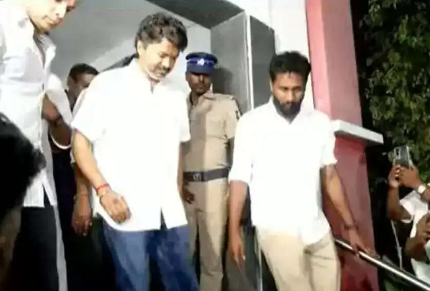 விஜய்