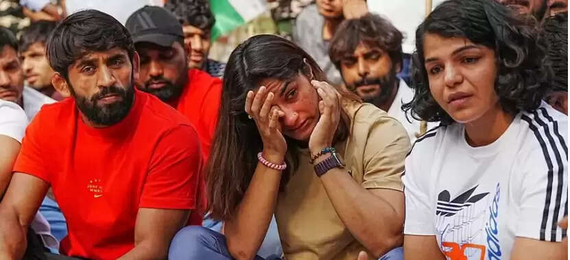 மல்யுத்த வீராங்கனைகள்