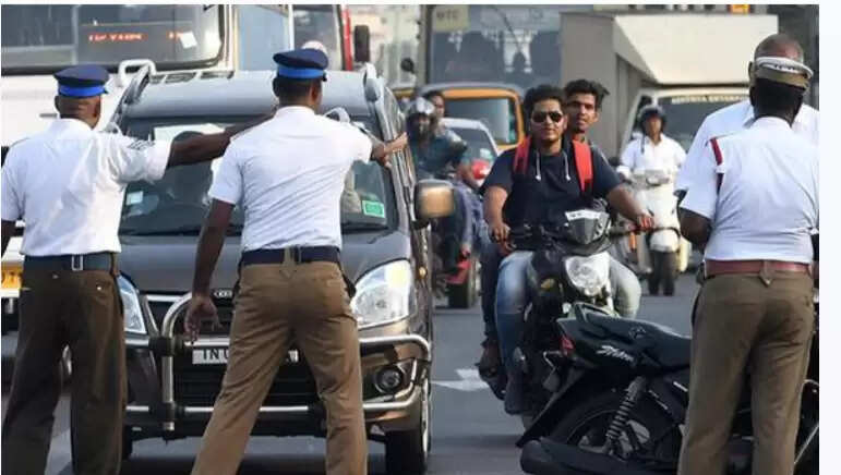 வாகன ஓட்டிகள்