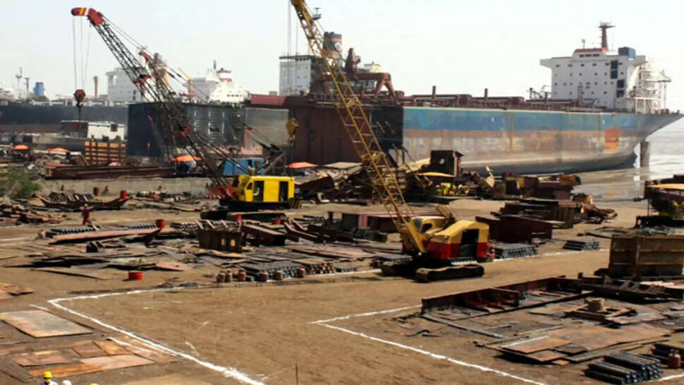 கொச்சின் ஷிப்யார்ட் லிமிடெட் துறைமுகம் கப்பல்