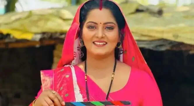 அஞ்சனா 