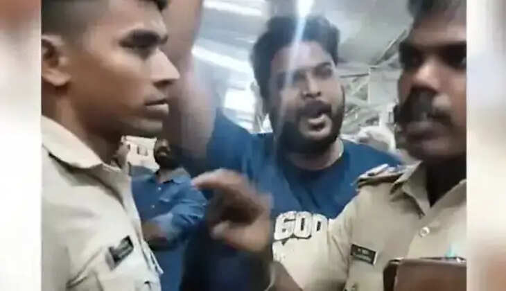 அபாயச் சங்கிலியை இழுத்து ரயிலை நிறுத்திய பயணிகள்