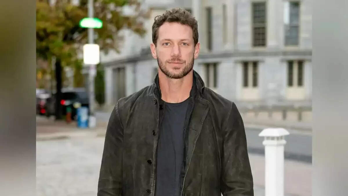 ஜானி வேக்டர்