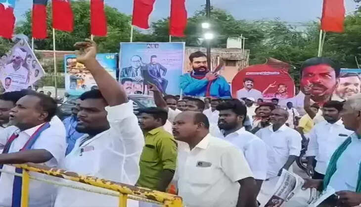 திமுக  பாட்டை போடாத, அம்பேத்கர்  பாட்டை போடு... உதயநிதி கலந்து கொண்ட விழாவில் கூச்சல் குழப்பம்!  