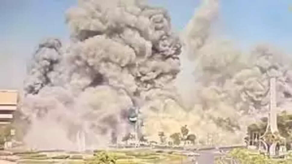 சிரியா எல்லையில் இஸ்ரேல் தாக்குதல்... மக்கள் வெளியேறுங்க... நெதன்யாகு எச்சரிக்கை.!