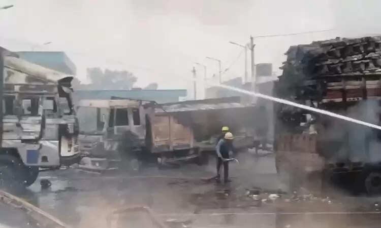 பெட்ரோல் பங்க் தீவிபத்து