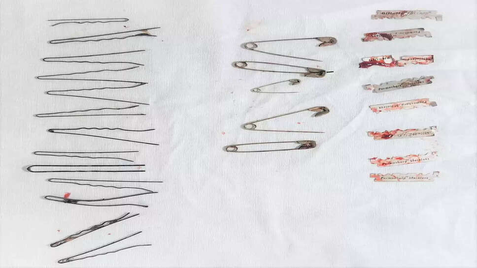 சேப்டி பின் பிளேடு