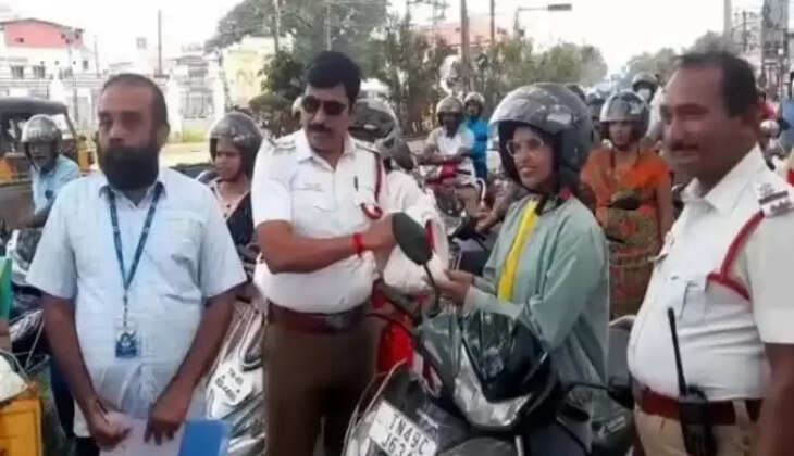 பூண்டு போலீசார் ஹெல்மெட்