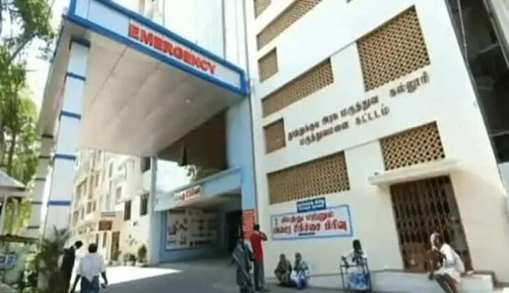 அரசு மருத்துவமனையில் ஜன்னல் சிலாப் உடைந்து விழுந்ததால் பரபரப்பு