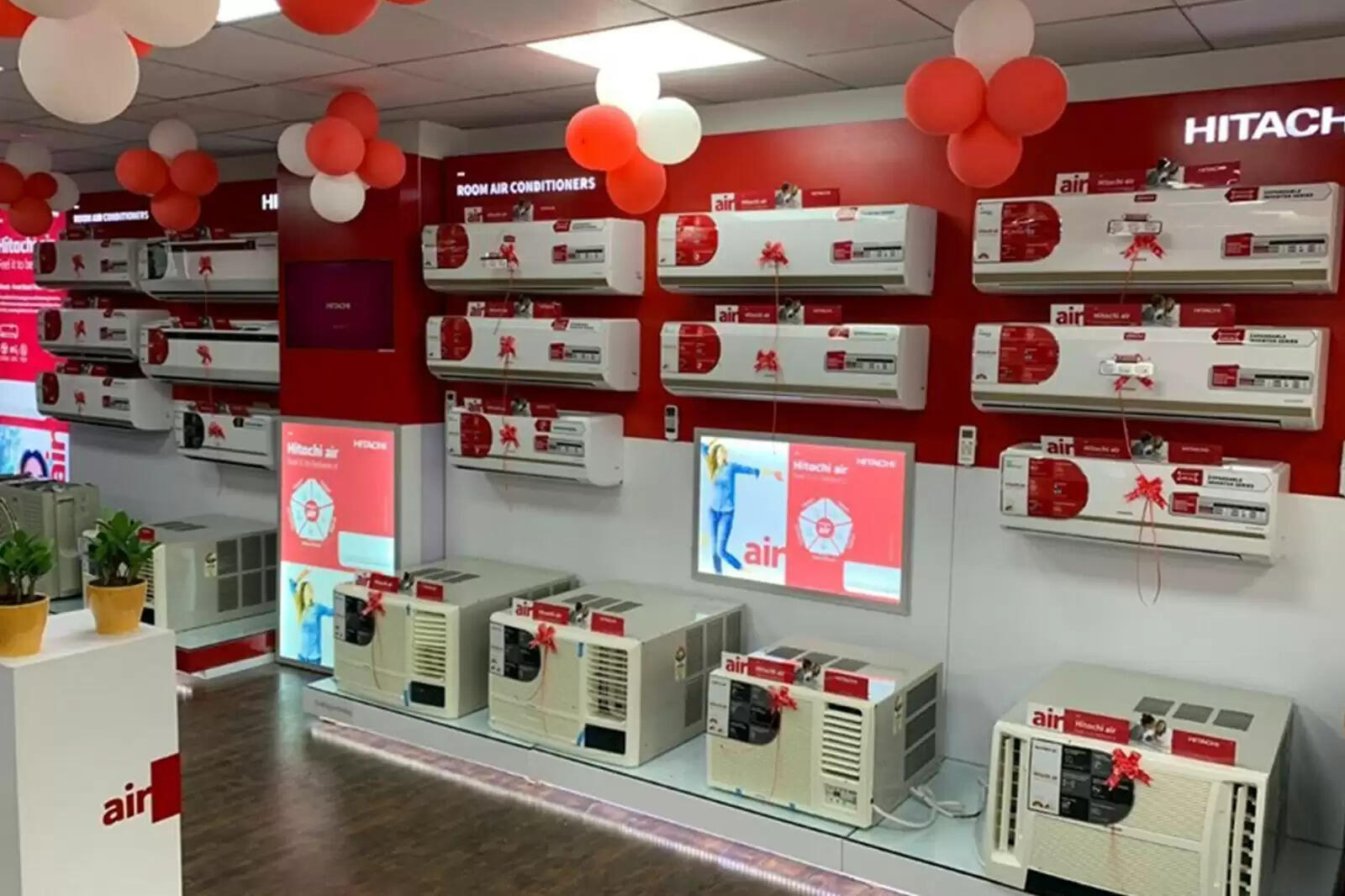 ஹிட்டாச்சி ஏஸி