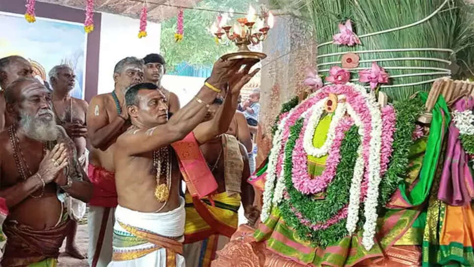 திருச்செந்தூர் வெயிலுகந்தம்மன் கோயில்