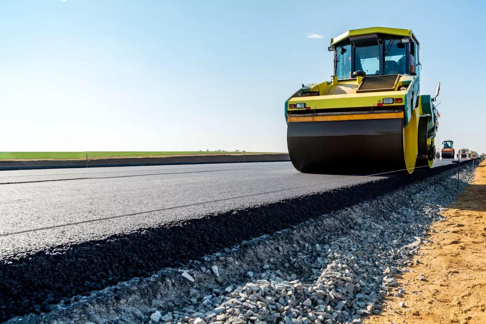 ரோடு சாலை பணியாளர்கள்