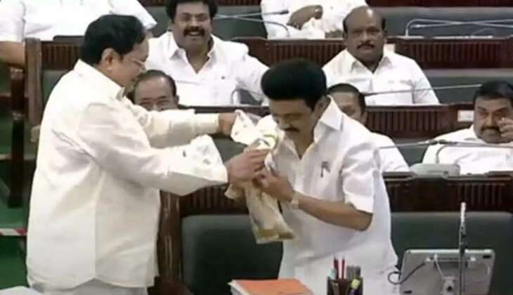 &nbsp;முதல்வர் ஸ்டாலினுக்கு முத்தம் கொடுக்கணும்... அமைச்சர் துரைமுருகன் அட்ராசிட்டி! &nbsp;