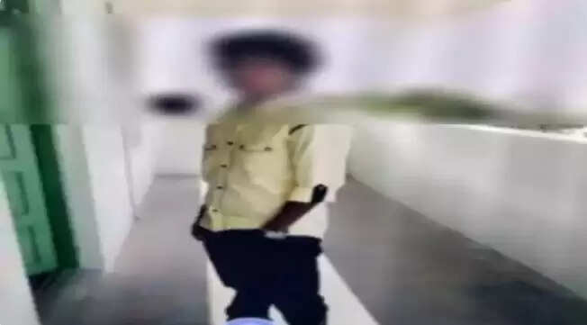 கோவையில் அதிர்ச்சி... பள்ளி மாணவிக்கு ஆசிரியை பாலியல் தொல்லை!