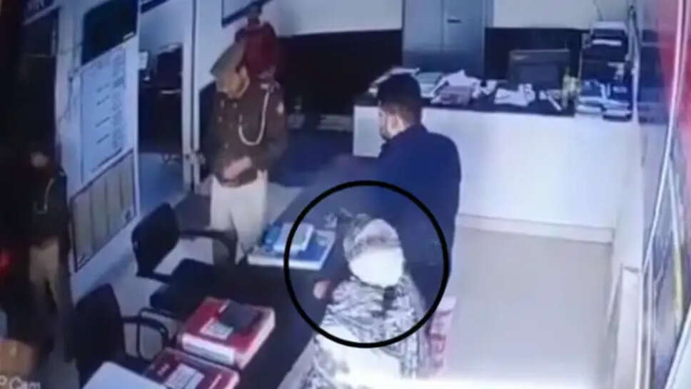 சிசிடிவி பாஸ்போர்ட்