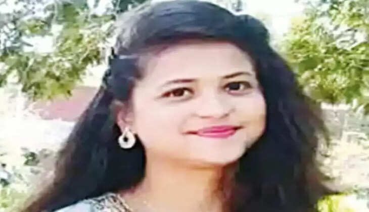 இளம்பெண் தற்கொலை