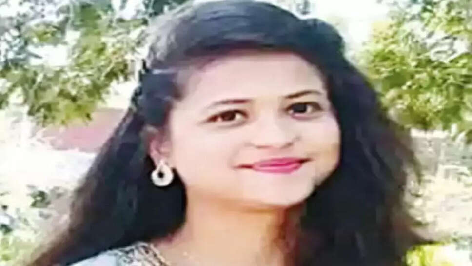 இளம்பெண் தற்கொலை