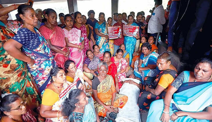 தூய்மை பணியாளர்