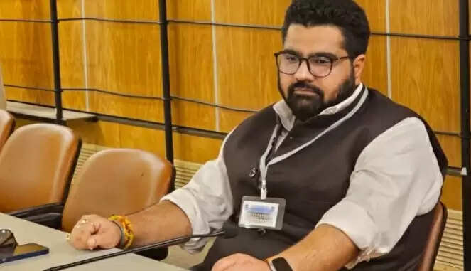 ஐஸ்வர்யா சர்மா