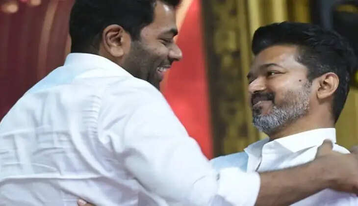 ஆதவ் அர்ஜுனா