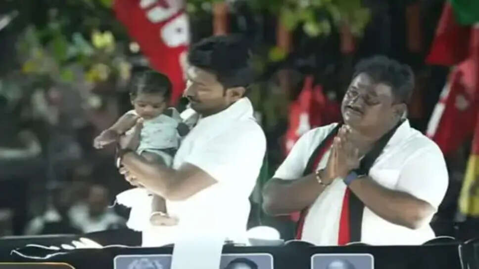 உதயநிதி குழந்தைக்கு பெயர் பிரசாரம்