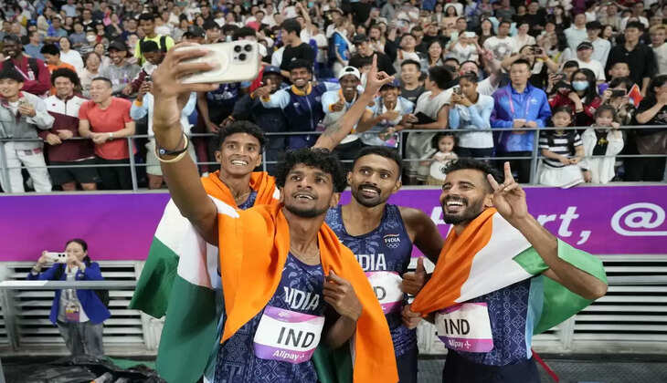 தொடர் ஓட்டத்தில் தங்கம் வென்ற இந்தியா